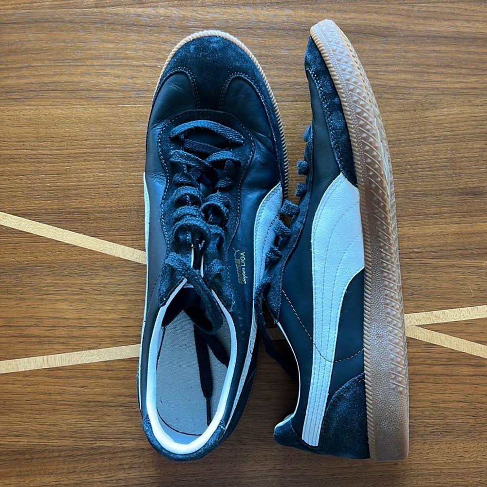 Puma Super LIGA. Size 14. Dark Navy suede. Great condition.